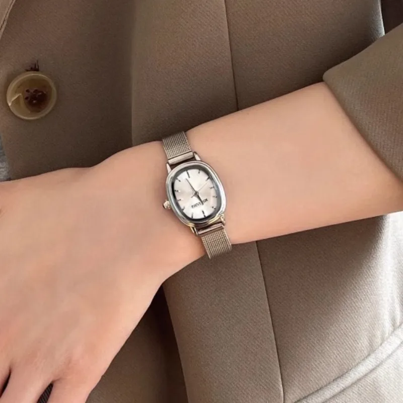 Small Oval Dial Green Watch Si - Luxury Watch Index review and price
